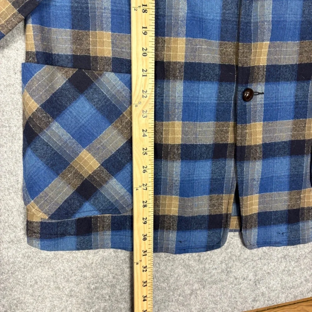 Vintage Pendleton Mens Blue Plaid Wool Chore Coat Jacket Made in USA Large - Picture 3 of 5